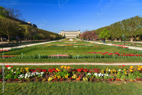 The French National Museum of Natural History (Museum national d'histoire naturelle) in the Jardin des plantes in Paris, France
 photo