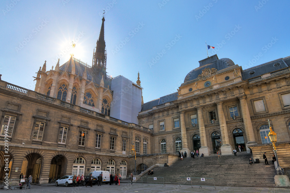 People visit the Palais de Justice (Palace of Justice) and the Sainte-Chapelle (Holy Chapel) in Paris, France, on April 10, 2014
