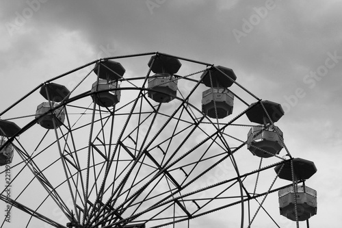 Ruota panoramica in inverno