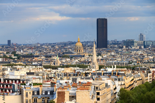 Tableau sur toile View of the Montparnasse skyscraper and Invalides seen from the Arc de Triomphe