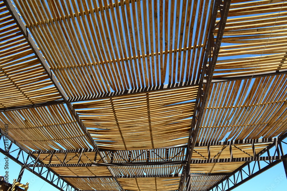 Fototapeta premium Wood roof 2