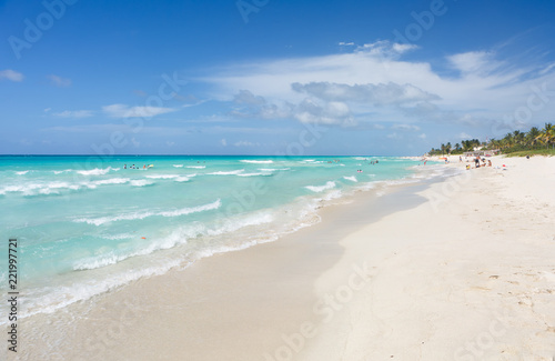 Beautiful Beach with Turquoise Water and White Sand in Cuba © lindahughes