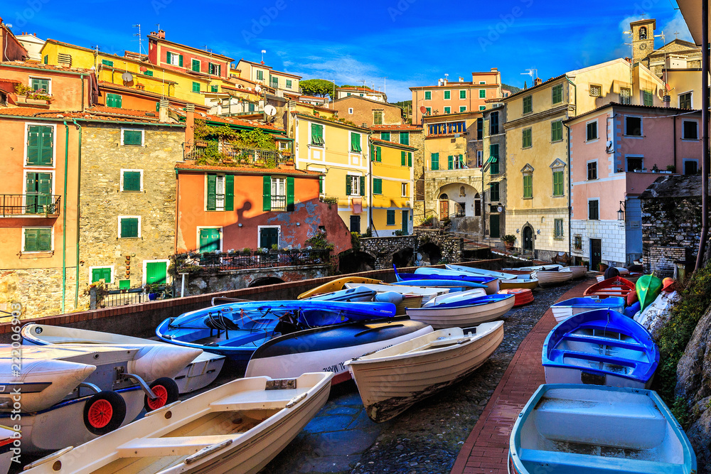 Tellaro and your boats