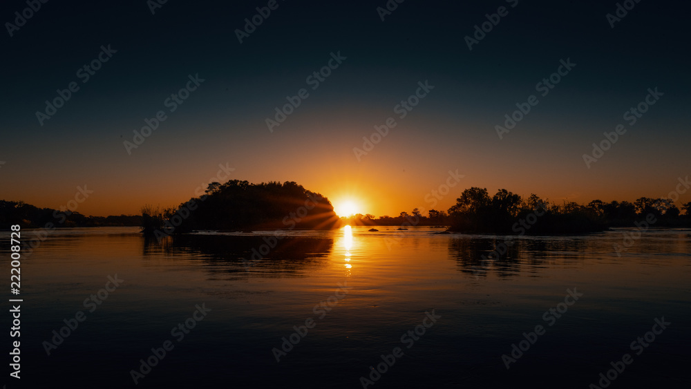 Sonnenuntergang am Okavango-River, Namibia Sonnenuntergang am Okavango-River, Namibia