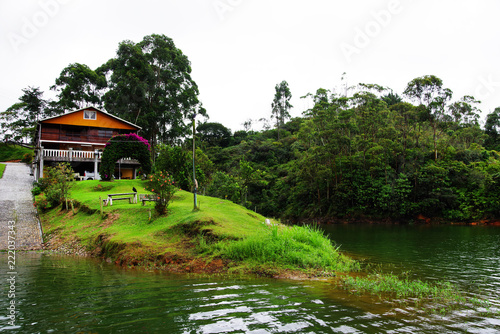 Foto Guatape Lake (El Penol) in Antioquia, Medellin, Colombia, South America