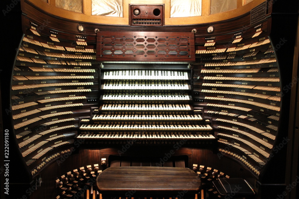 Boardwalk organ shop