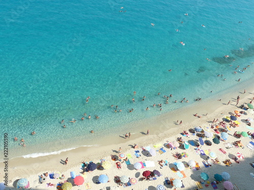plage parasol été bleu baignade vacances  © Didp