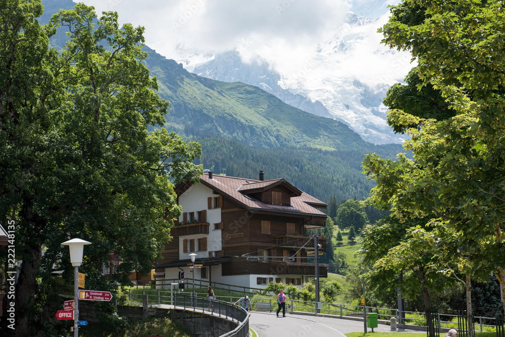 wengen lauterbrunnen in switzerland