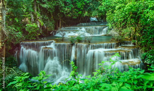 Huay Mae Kamin Waterfalls in Kanchanaburi, Thailand © Thitiwat.Day