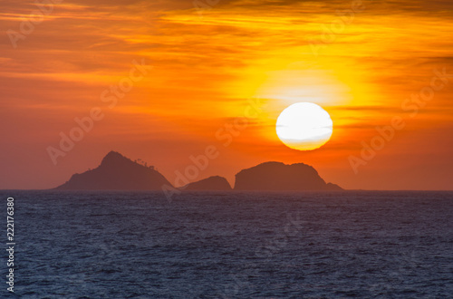 Fototapeta Naklejka Na Ścianę i Meble -  Sunset on the beach of Ipanema