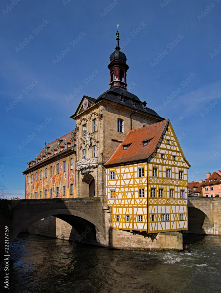 Obraz premium Altes Rathaus in Bamberg, Oberfranken, Bayern, Deutschland 