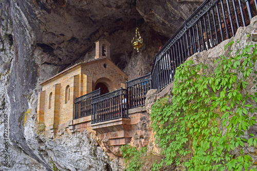 

Santa Cueva de Covadonga en Asturias España


