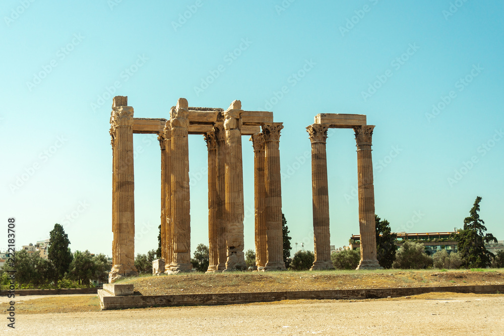 temple of the god Zeus in Athens
