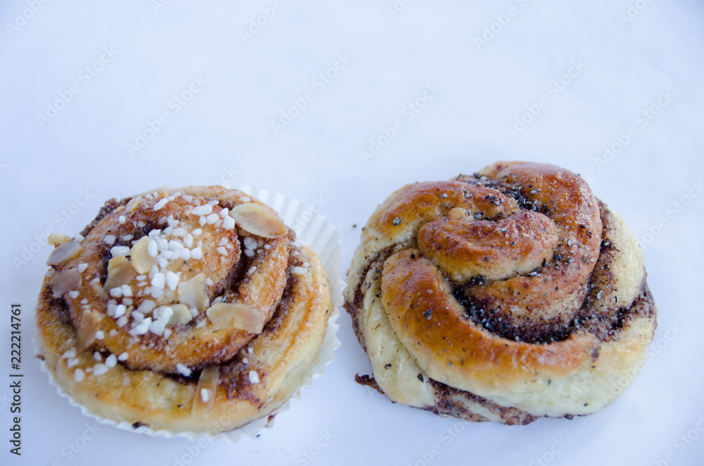 Cinnamon bun and cardamon bun Cinnamon bun and cardamon bun