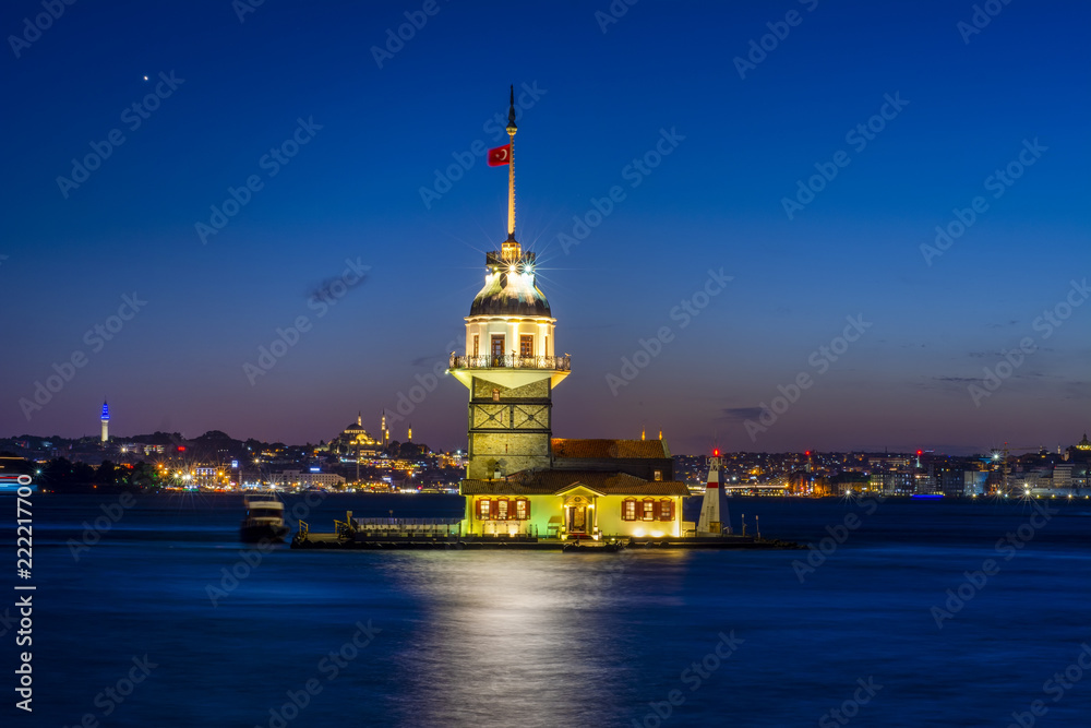 Maiden's Tower in istanbul, Turkey (KIZ KULESI - USKUDAR)