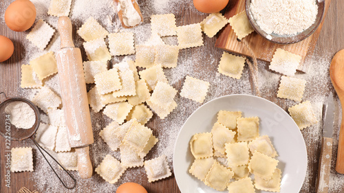 Fényképezés making ravioli and ingredient