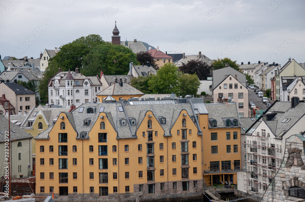 Naklejka premium Stadtansichten Alesund, Norwegen