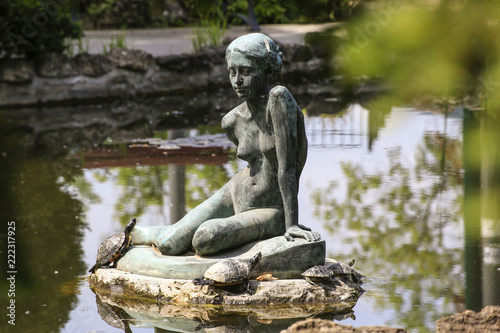 Bronze sculpture with turtles