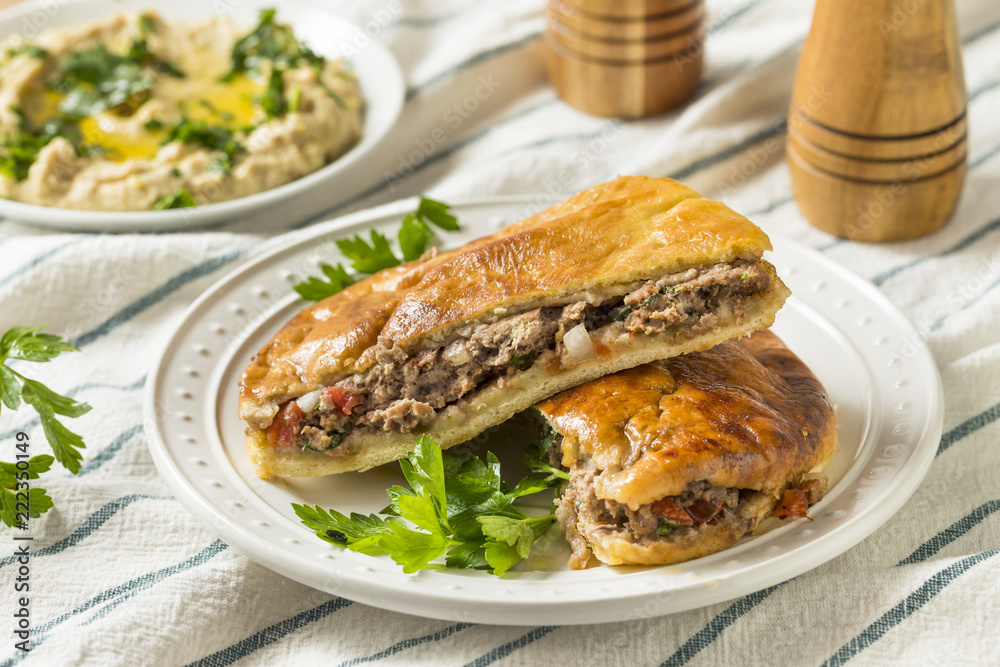 Homemade Lamb and Tomato Arayes Pita Homemade Lamb and Tomato Arayes Pita