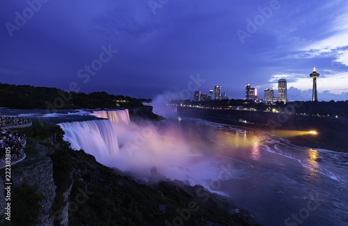 Niagara Falls lit at night