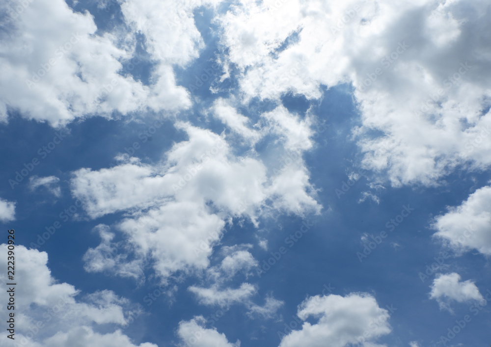 Obraz premium White cloud on blue sky.