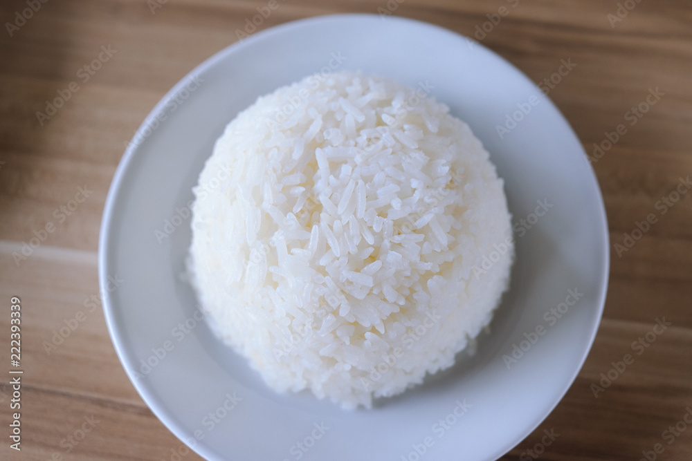 Plain rice on white plate, Jasmine rice on white dish