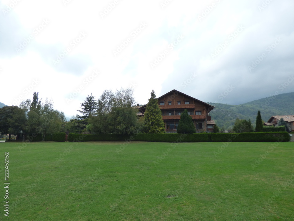Llanars, villa en Camprodon, Gerona, Cataluña - España