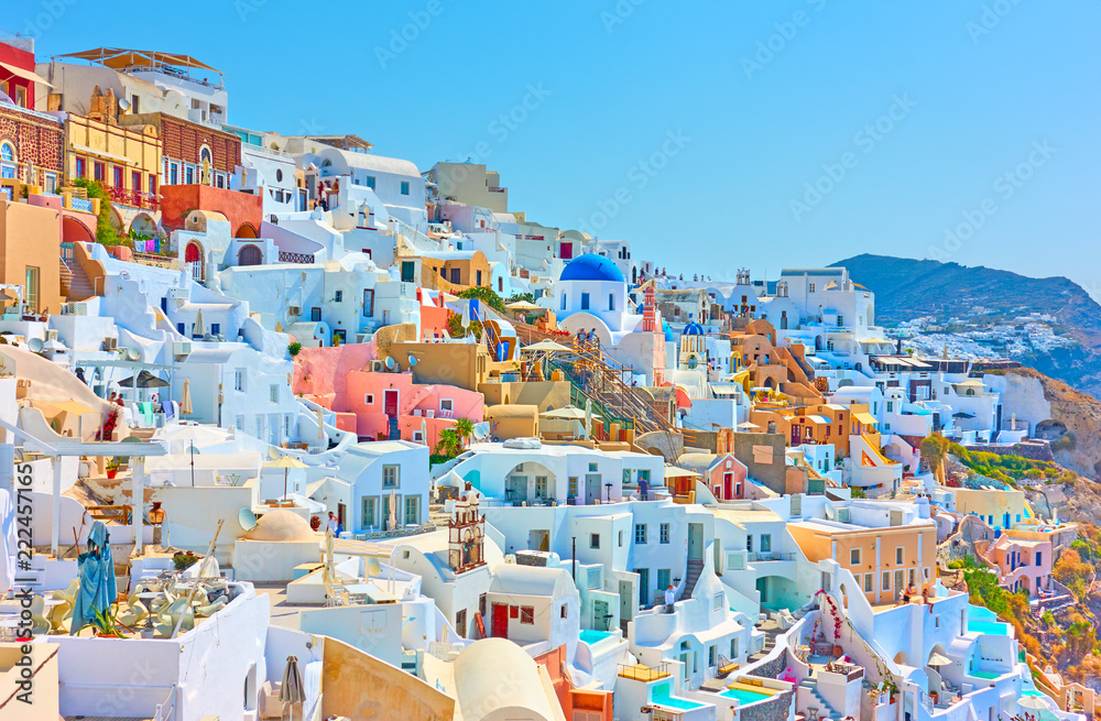 Panoramia of Oia town in Santorini - obrazy, fototapety, plakaty 