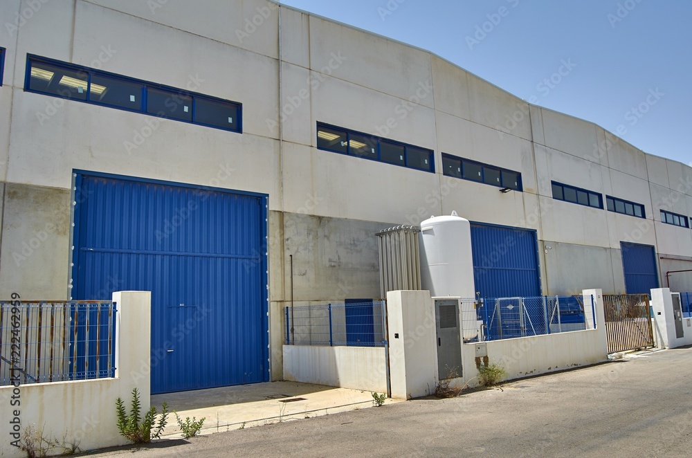 Obraz premium Exterior industrial warehouse