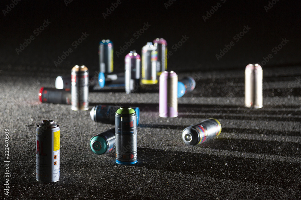 Bombolette spray per graffiti e murales Stock Photo | Adobe Stock