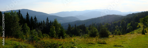 Ukraina, Karpaty Wschodnie - góry Gorgany Środkowe, górska panorama z Przełęczy Legionów (Rogodze Wielkie)