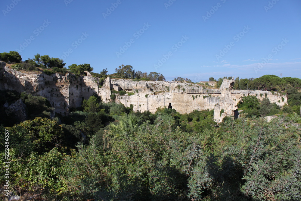 Teatro greco - Siracusa - Grotta dei Cordari Teatro greco - Siracusa - Grotta dei Cordari