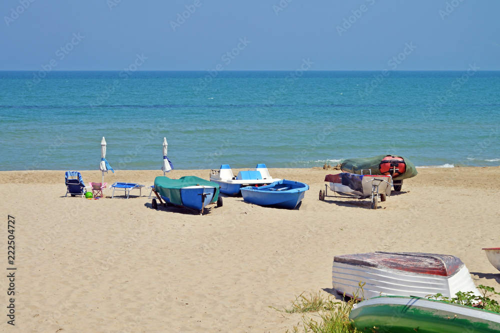 veduta di alcuni angoli delle spiagge di Grottammare, Marche, Italia veduta di alcuni angoli delle spiagge di Grottammare, Marche, Italia