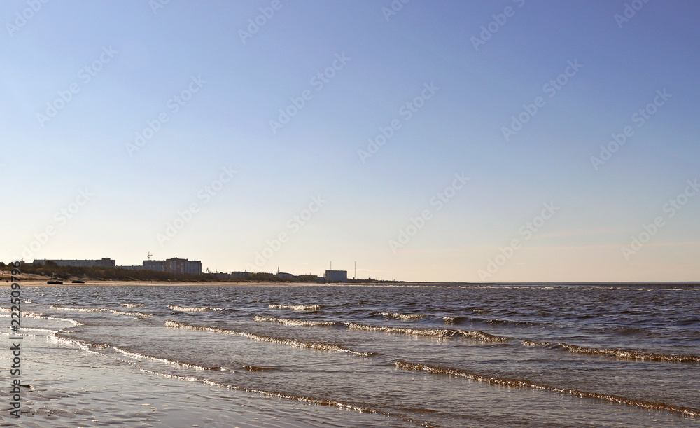 Yagry in Severodvinsk. White sea coast. sea tide