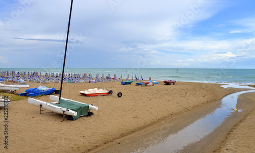 veduta di alcuni angoli delle spiagge di Grottammare, Marche, Itelia