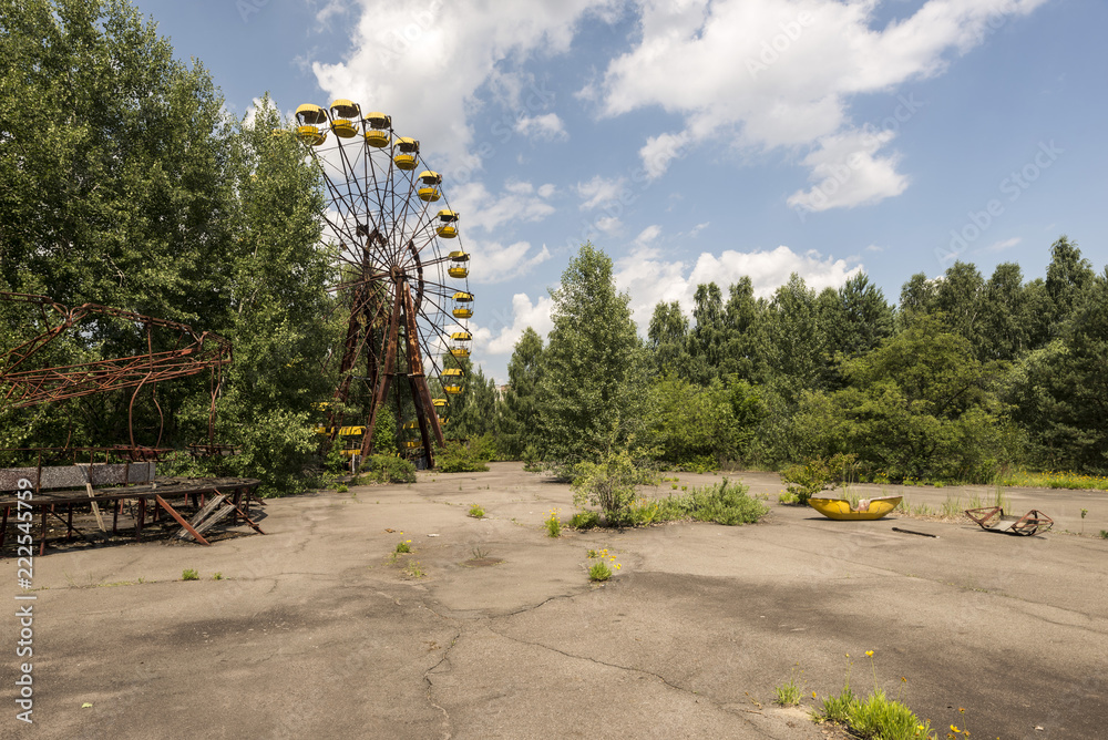 Derelict ferris wheel ruins on playground (Pripyat/Chernobyl) 
