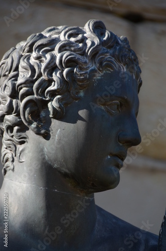 bronze statue ancient greece sculpture male head