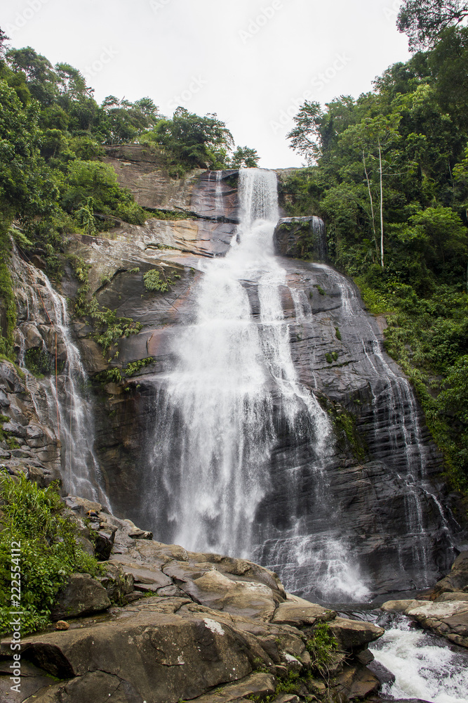 bride veil waterfall rio de janeiro