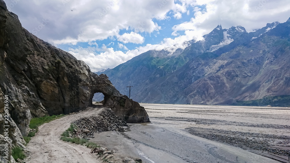 Stockfoto he Karakoram highway is a popular tourist attraction, and is