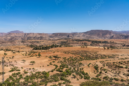 Äthiopien - Landschaft zwischen Aksum und Hawzien © rudiernst