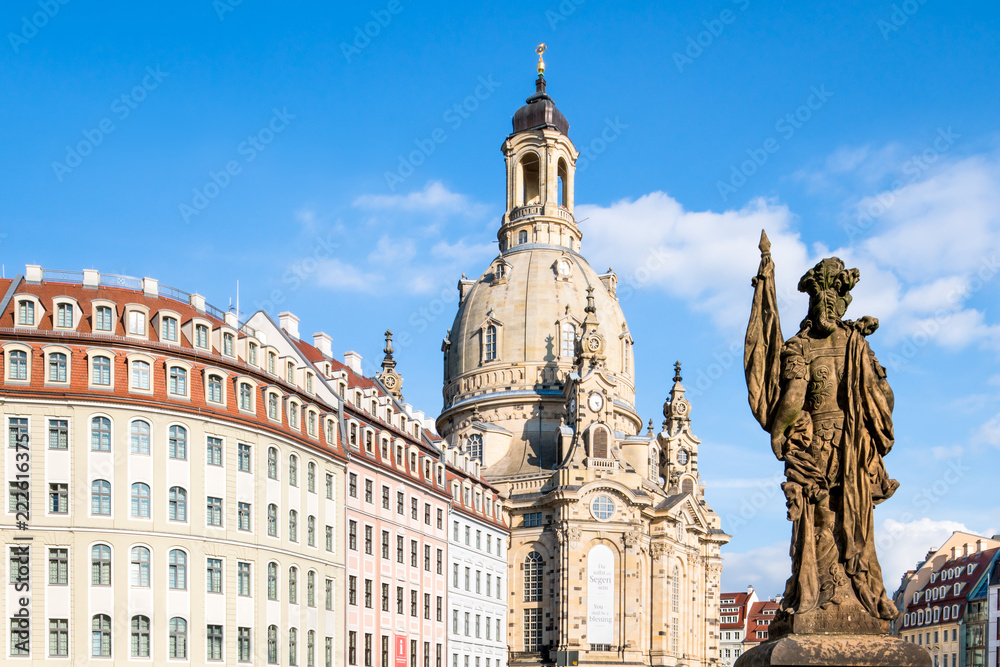 Neumarkt in Dresden mit Frauenkirche, Sachsen, Deutschland