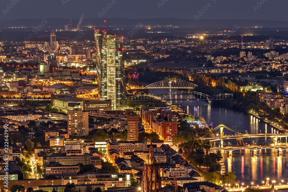 Blick vom Main Tower auf die  Europäische Zentralbank in Frankfurt am Main