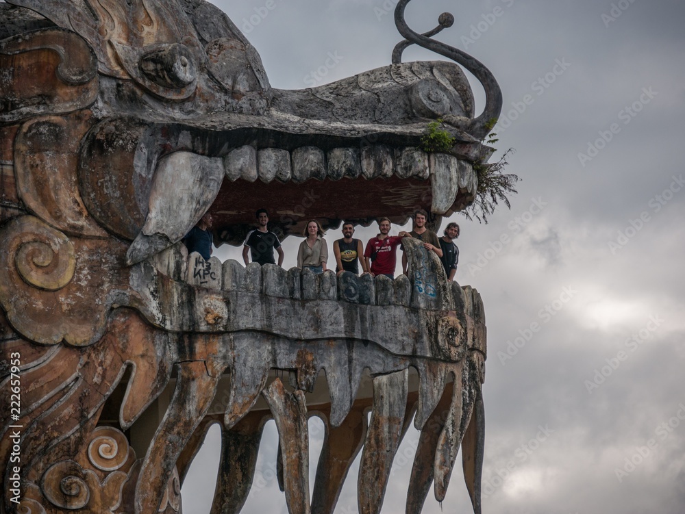 Dragon abandonné urbex au Vietnam Stock Photo | Adobe Stock