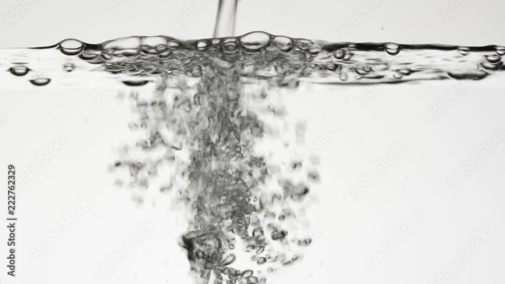 Chorro de agua y Agua en movimiento