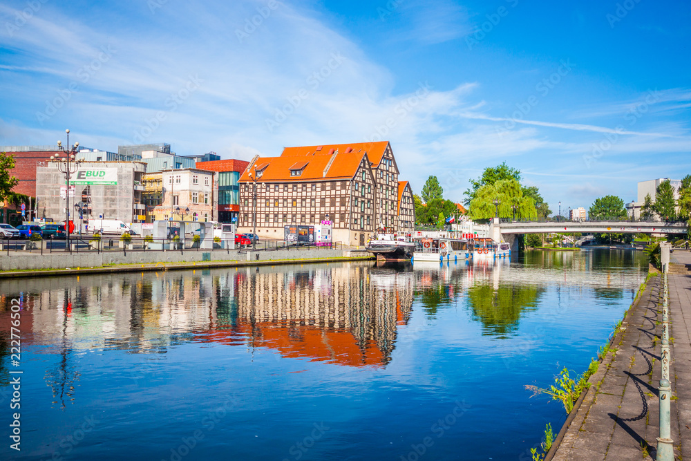 Fototapeta premium Architecture of Bydgoszcz city at Brda river in Poland. 