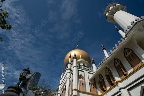 Masjid Sultan Mosque at Kam...