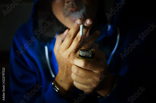 Male prisoners are smokers with stress