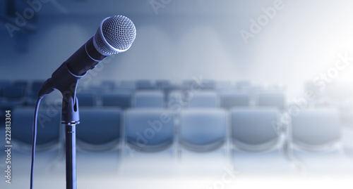 Obraz na plátně Close up of Microphone on stand in conference room