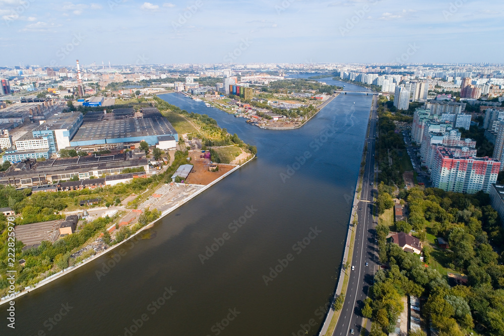 Nagatinskaya embankment in the city of Moscow.