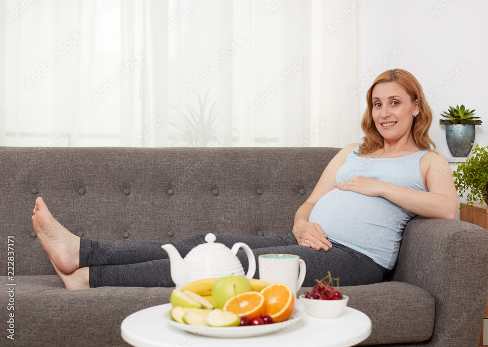 Pregnant woman and a healthy diet Pregnant woman and a healthy diet